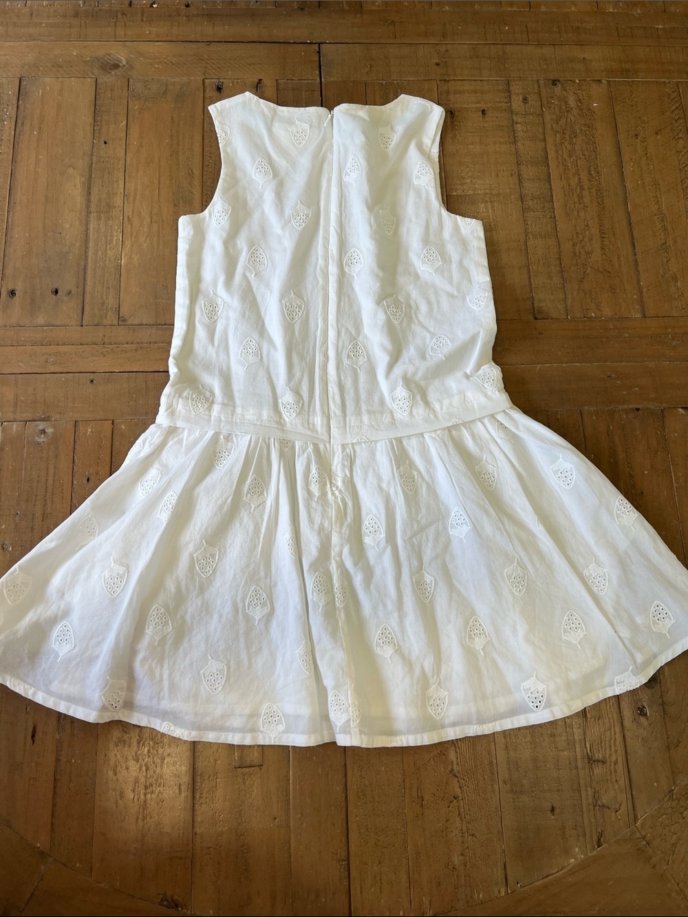 Mini Boden white strawberry embroidered drop waist sleeveless dress 7-8 years - Picture 6 of 6